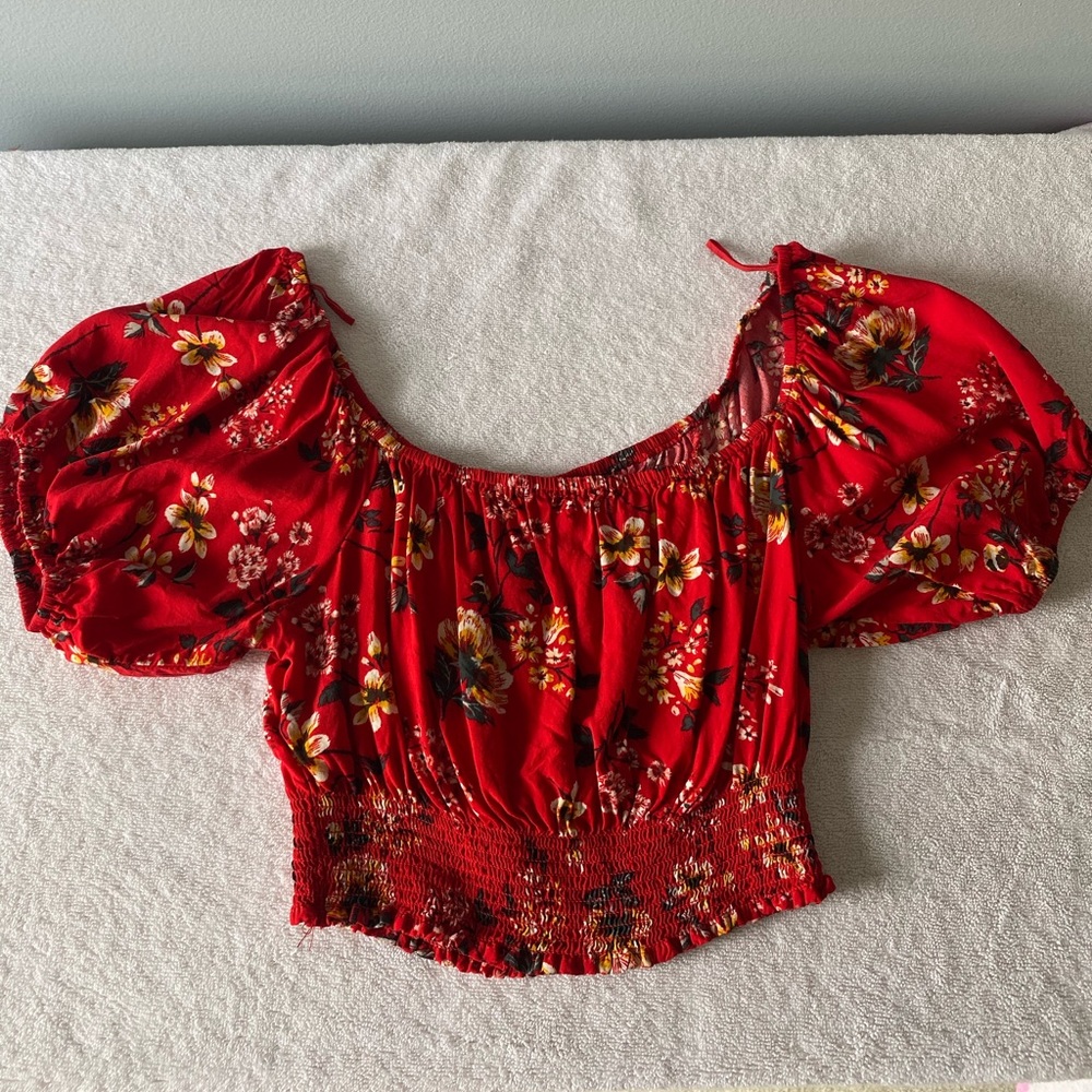 Off The Shoulder Garage Top